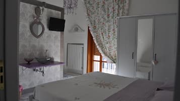 Ropa de cama de alta calidad y tabla de planchar con plancha