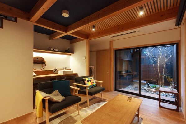 Suite, 2 Bedrooms, Garden View, Garden Area | Living area - Hitoori (Kyoto)