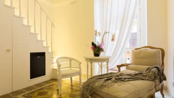 Junior Suite, Terrace | Living room