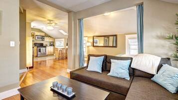 TV, fireplace, music library, stereo