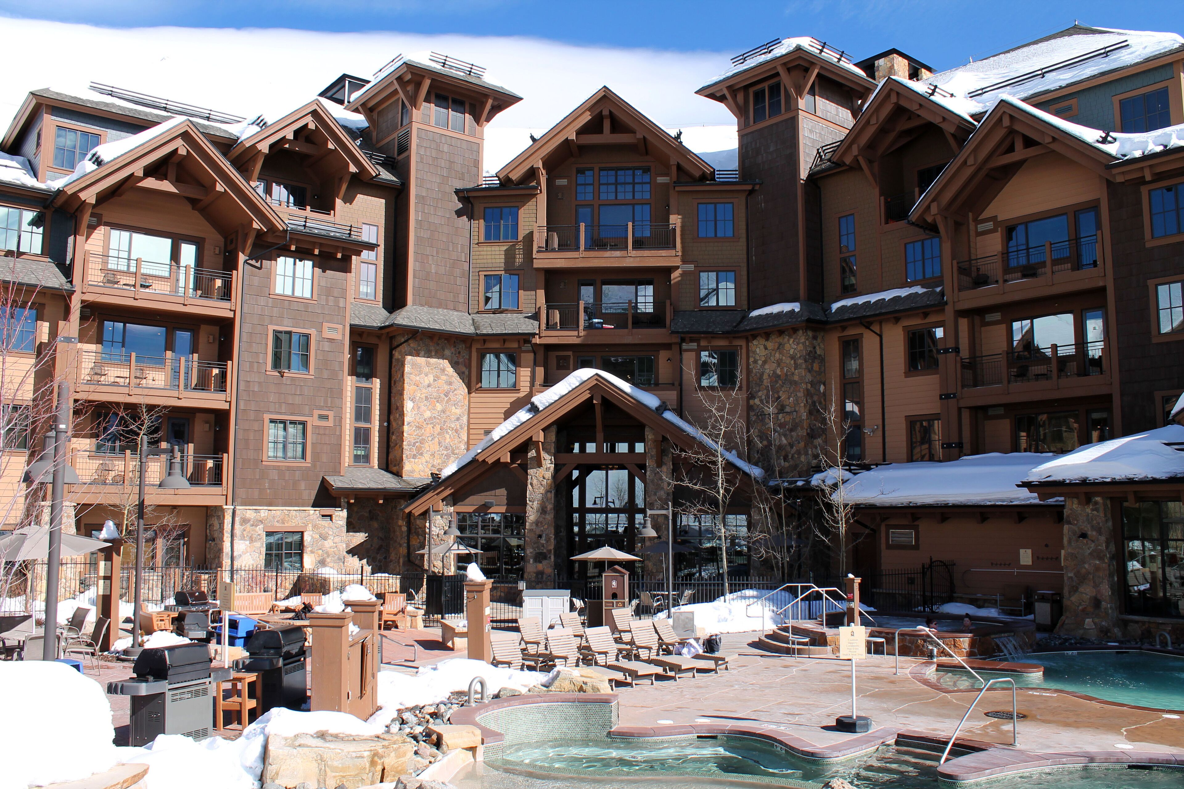 Nov 26-Dec 1 2019   2 Bedroom Condo in the Grand Lodge at Peak 7 Breckenridge