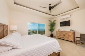 4 bedrooms, iron/ironing board, travel cot, free WiFi - Casa de la Perla, Ocean View 4 Bedroom Home (Tamarindo)