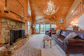 TV, fireplace, books, stereo