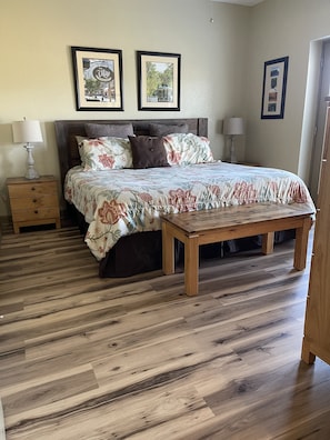 2 dormitorios, tabla de planchar con plancha, wifi y ropa de cama
