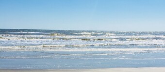Beach2Bay 3/2. 5 Hem med privat pool, 4 soldÀck, underbar retrÀtt