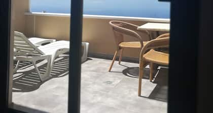 Emblema Suites - Adults Only