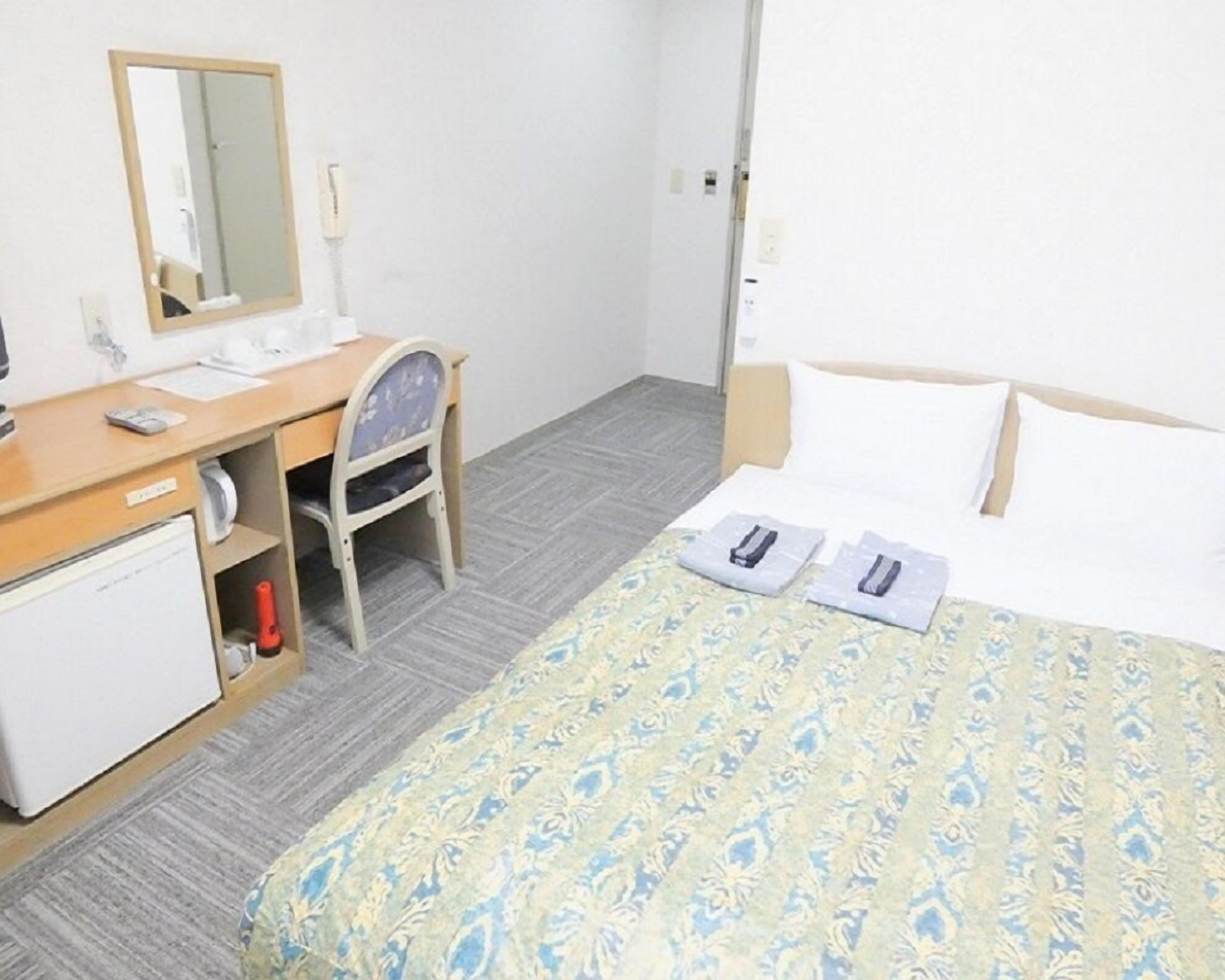 Blackout drapes, iron/ironing board, free WiFi