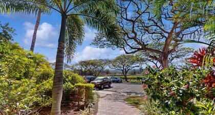 Rehevä trooppinen paeta w / uima-allas, poreallas, tennis ja erinomaisella paikalla