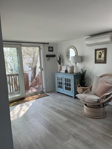 Second Floor Oceanside 2 BR Condo in Beach Haven.  Great Central Location!