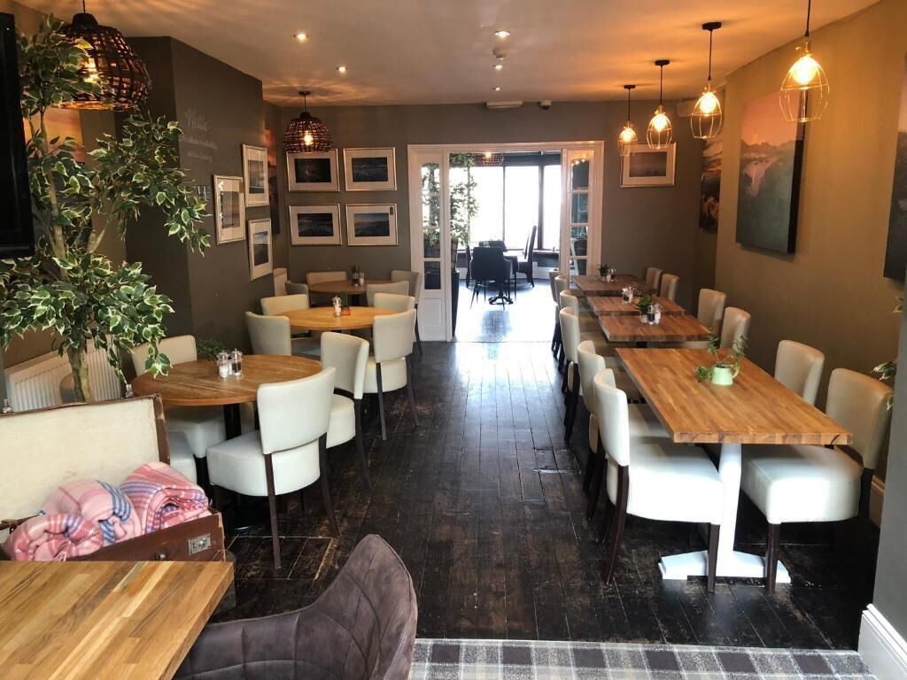 breakfast and dinner served