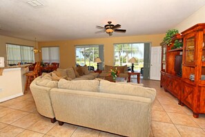 Apartment, Multiple Bedrooms | Living room