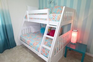 Appartement, plusieurs chambres | 4 chambres, accès au Wi-Fi (inclus)
