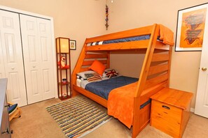 Apartment, Multiple Bedrooms