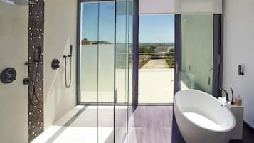 Villa, 3 Bedrooms, Private Pool | Deep-soaking bathtub