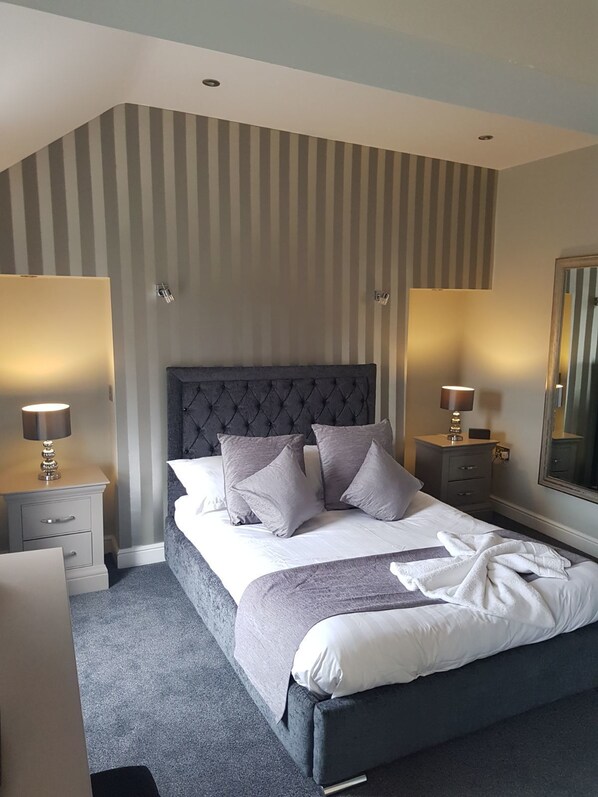 مكواة/لوح كي وواي فاي مجانًا وملاءات أسرّة