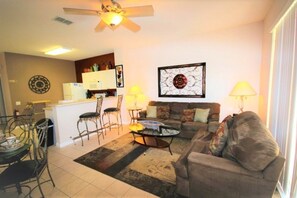 Apartment, Multiple Bedrooms | Living room - Kristoff's Getaway (Kissimmee)