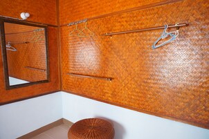 标准双人房 | 客房服务设施