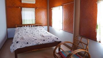 Standard Double Room | Free WiFi, bed sheets
