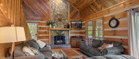 Fernseher, Kamin, DVD-Player, Tischfußball