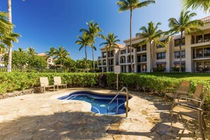 Pool - Ideal resort retreat with central AC and access to pools, hot tub, golf, & more (Waikoloa)