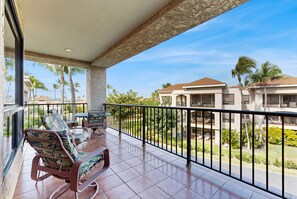 Property grounds - Ideal resort retreat with central AC and access to pools, hot tub, golf, & more (Waikoloa)