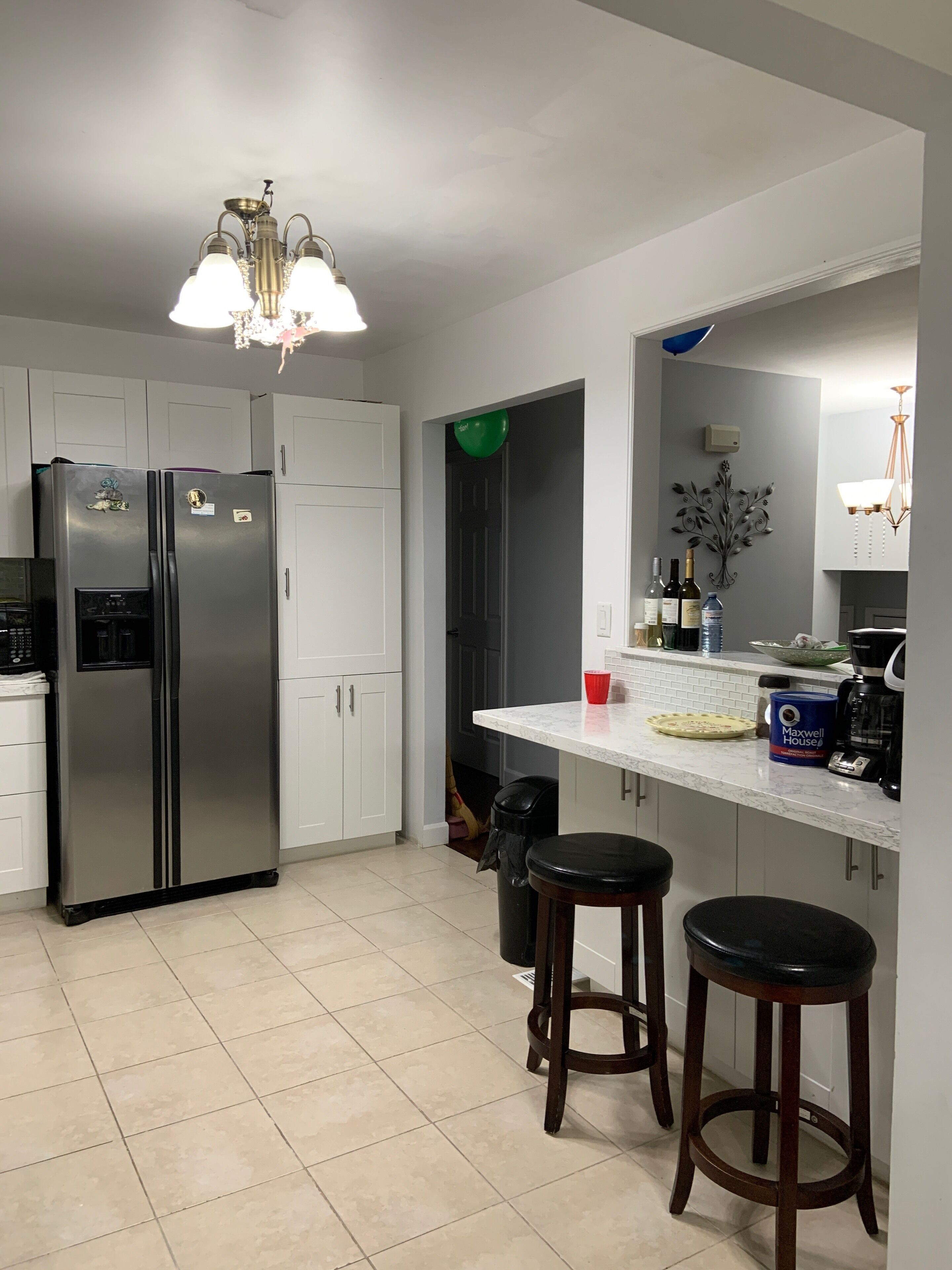 Køleskab, mikrobølgeovn, ovn, kogeplade