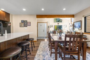 Talo, 3 makuuhuonetta | Ruokailu