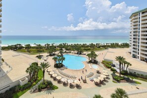 Indoor pool, a heated pool - Calm, cool, coastal beachfront condo w/private balcony! 🐚 (Destin)