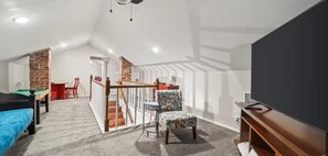 TV, fireplace, offices