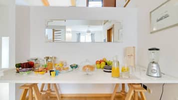 Petit déjeuner composé de spécialités régionales compris tous les jours