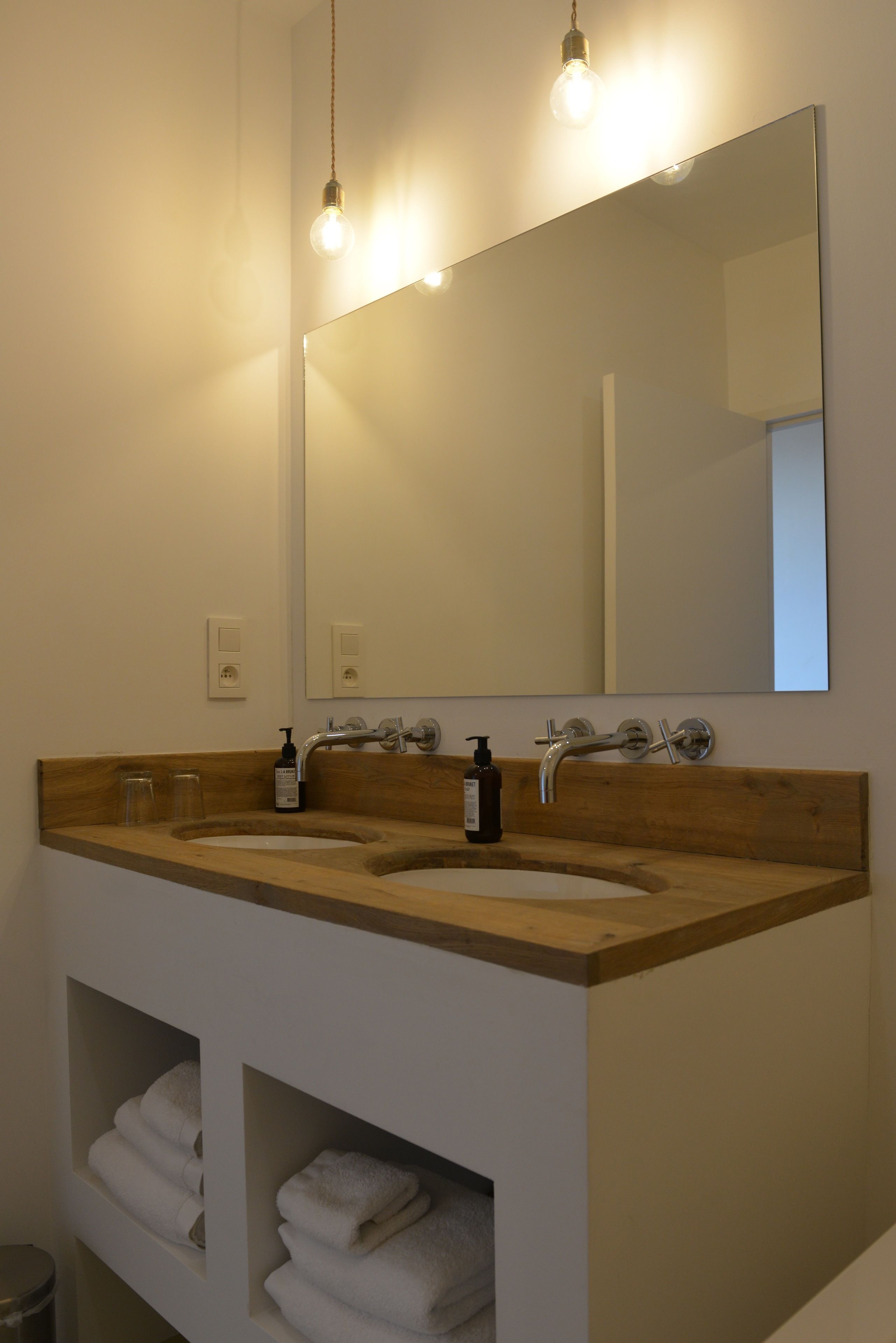 comfort double room | bathroom | combined shower/bathtub, free toiletries, hair dryer, towels