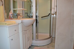 Bathroom - Apartments Valentino (Vodice)