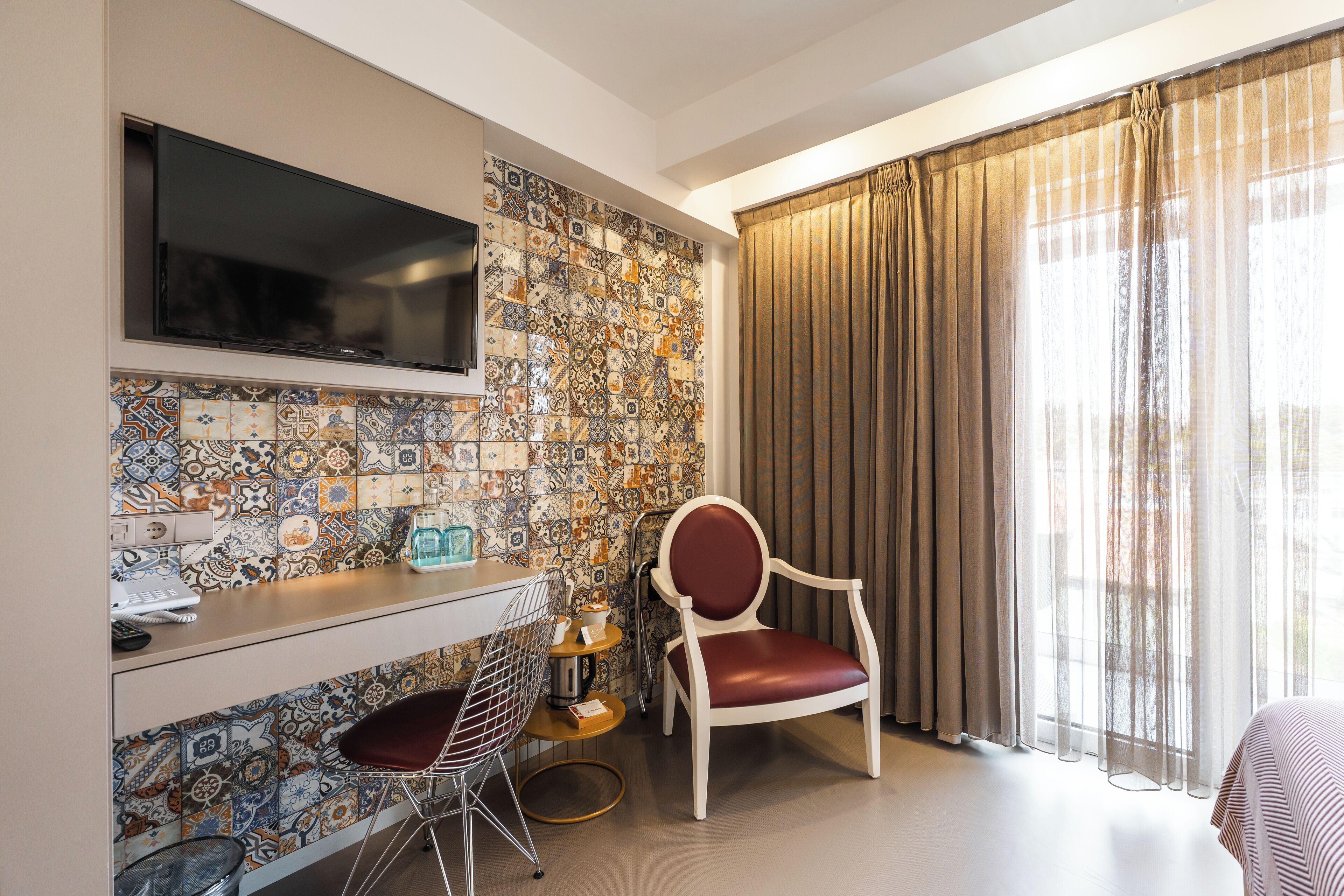 In-room safe, individually decorated, individually furnished, desk