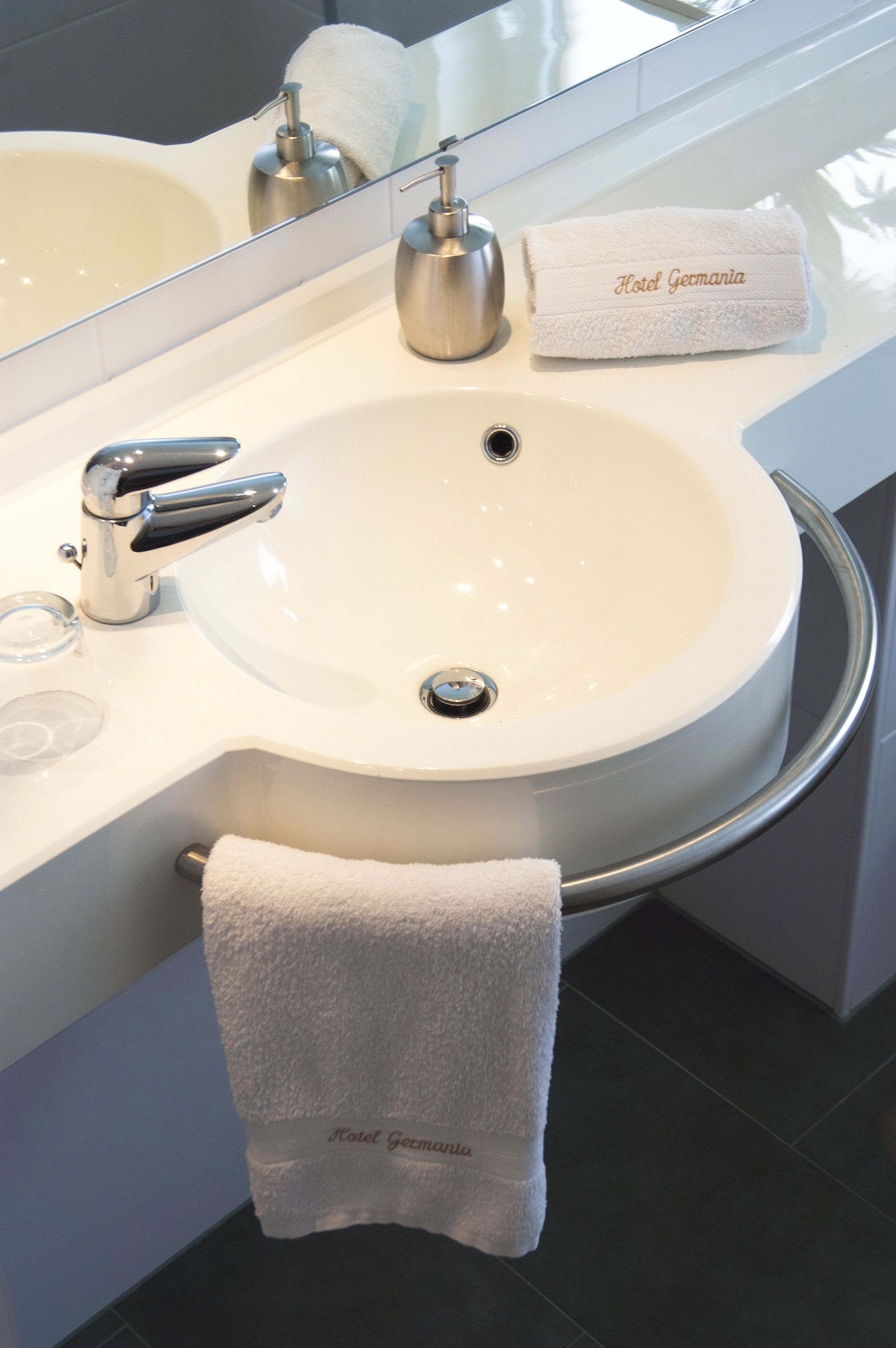 single room | bathroom sink