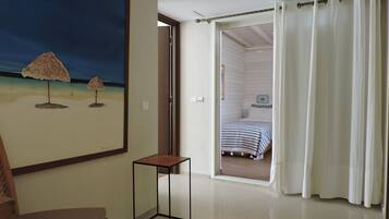 3 bedrooms, Egyptian cotton sheets, premium bedding, pillowtop beds