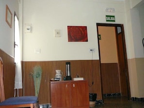 Reception - Pension Puerto (Silla)