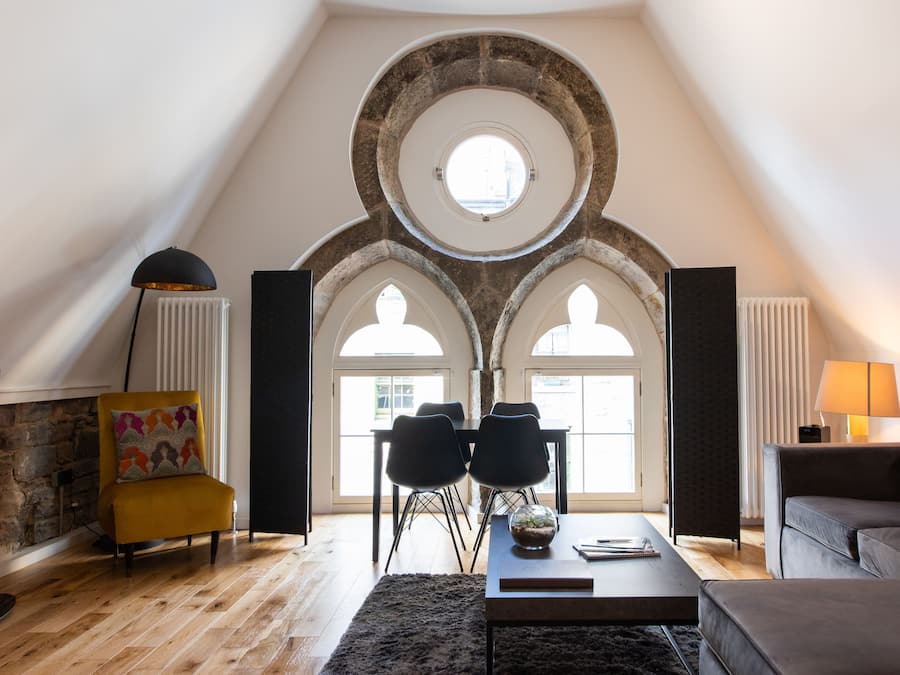 Superior Apartment, 1 Bedroom | Living area | Flat-screen TV, Netflix, iPod dock