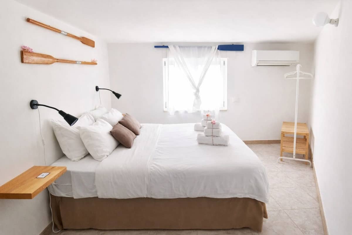 Dubbelrum - 1 dubbelsÀng - privat badrum | Gratis wi-fi och sÀngklÀder