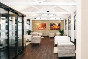 Lobby - TOP VCH Bildungshaus St. Bernhard - Wohnen und Tagen (Rastatt)