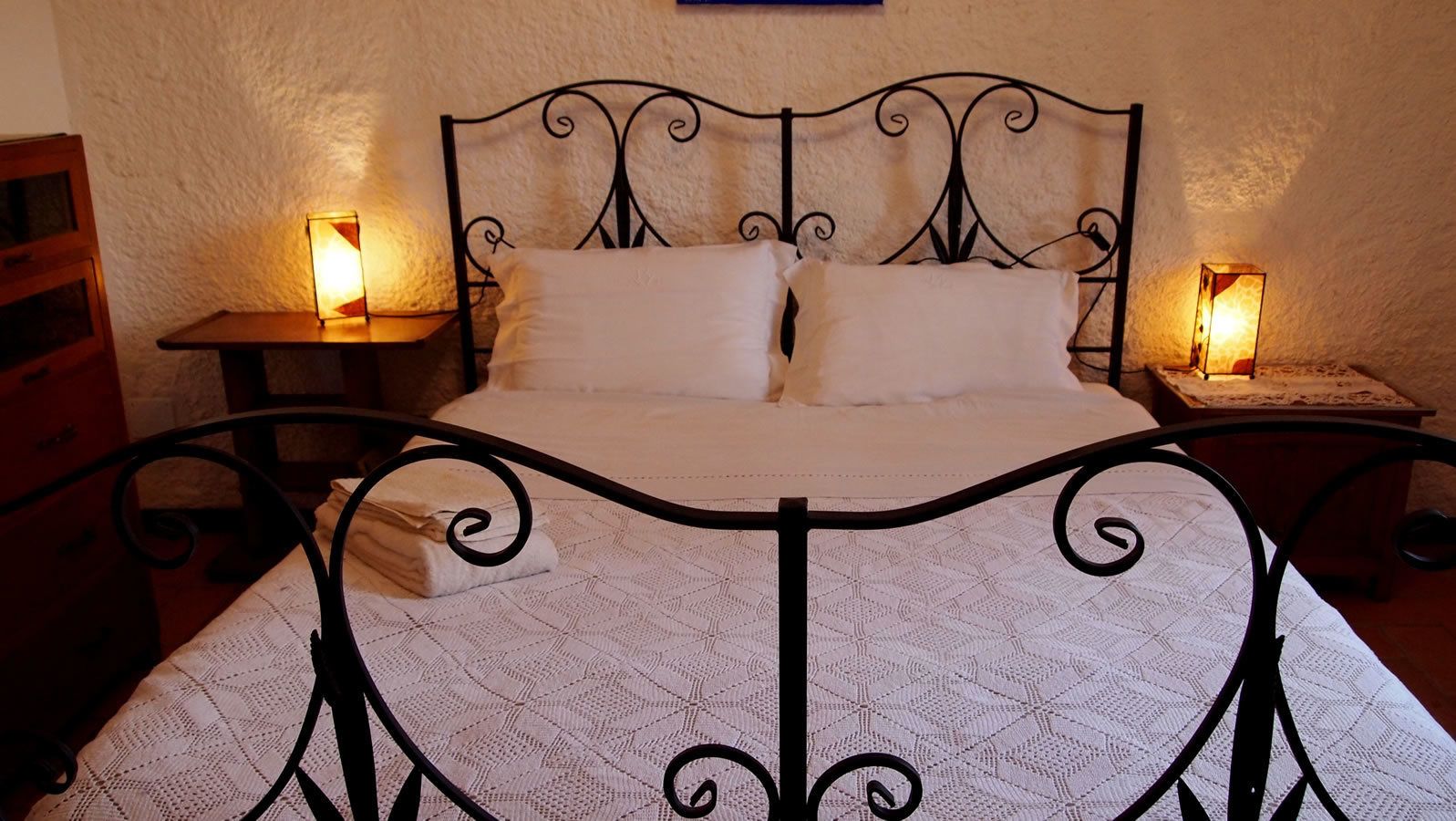 House, 2 Bedrooms, Garden View, Annex Building | Desk, iron/ironing board, free cribs/infant beds, free WiFi