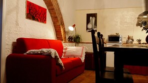 Casa, 2 quartos | Área de estar