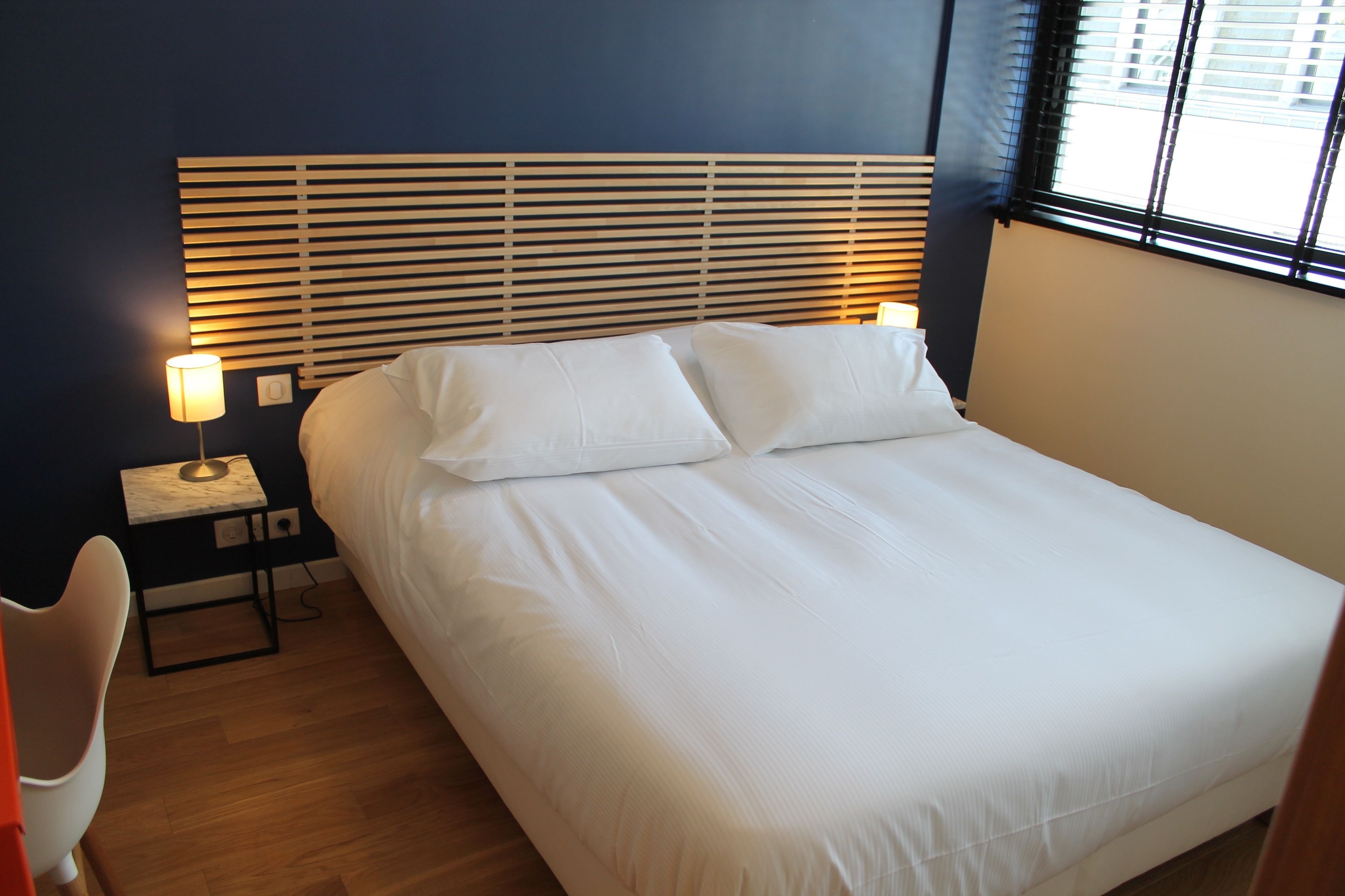 grand apartment, 2 bedrooms | free cots/infant beds, free wifi, bed sheets