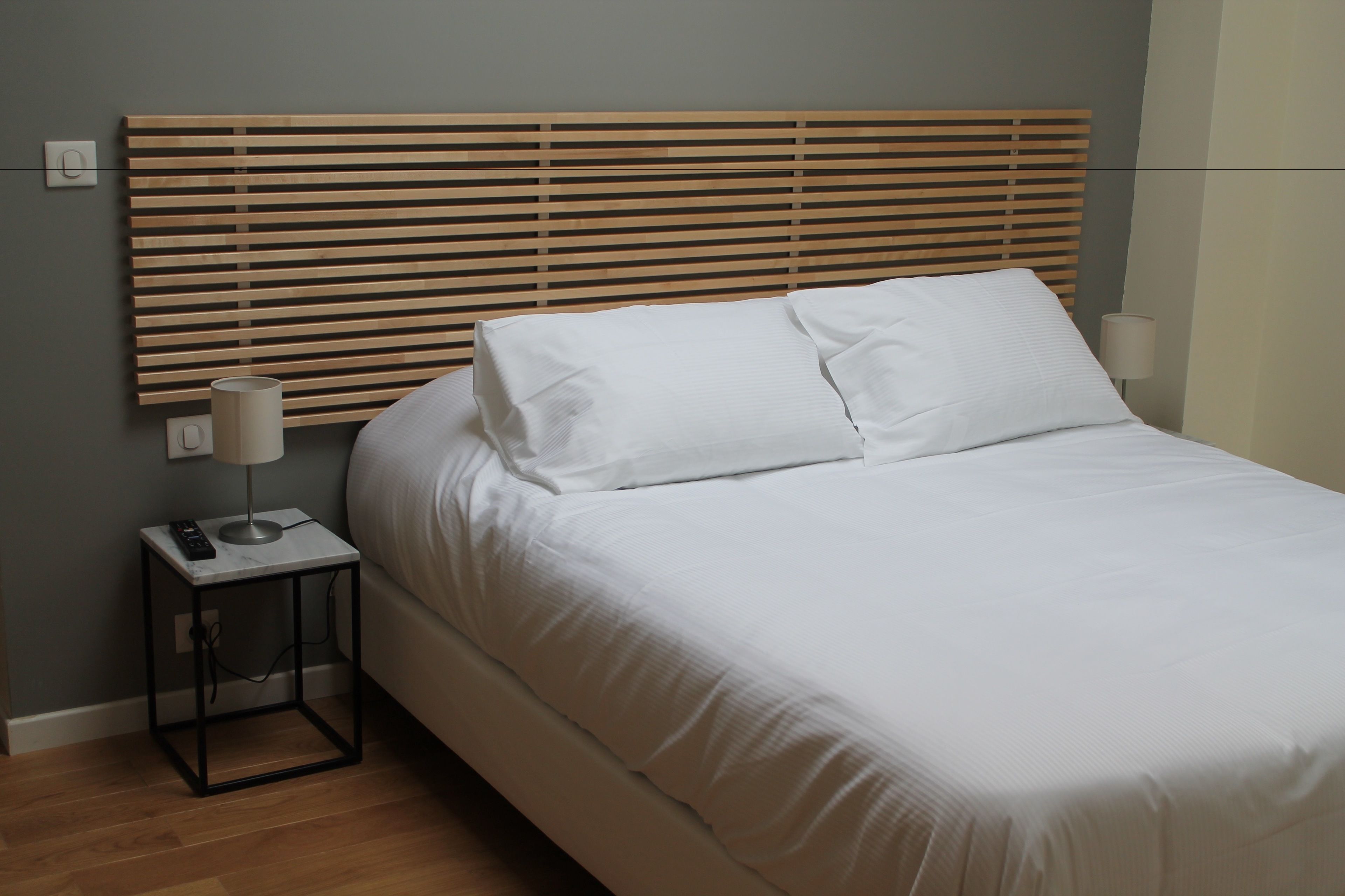 deluxe studio, 1 queen bed with sofa bed | free cots/infant beds, free wifi, bed sheets