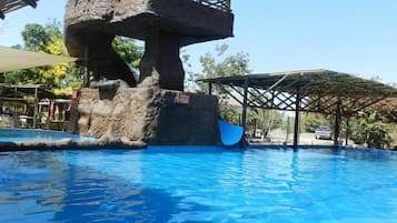 Alberca al aire libre