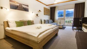 Comfort-Studiosuite, Bergblick, Bergseite | Schallisolierte Zimmer, kostenloses WLAN