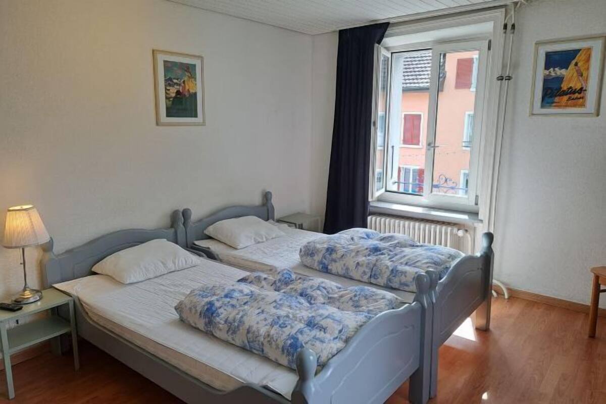 WiFi (free), bed sheets