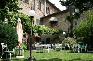 Lunch and dinner served, Italian cuisine - Al Vecchio Convento (Portico e San Benedetto)