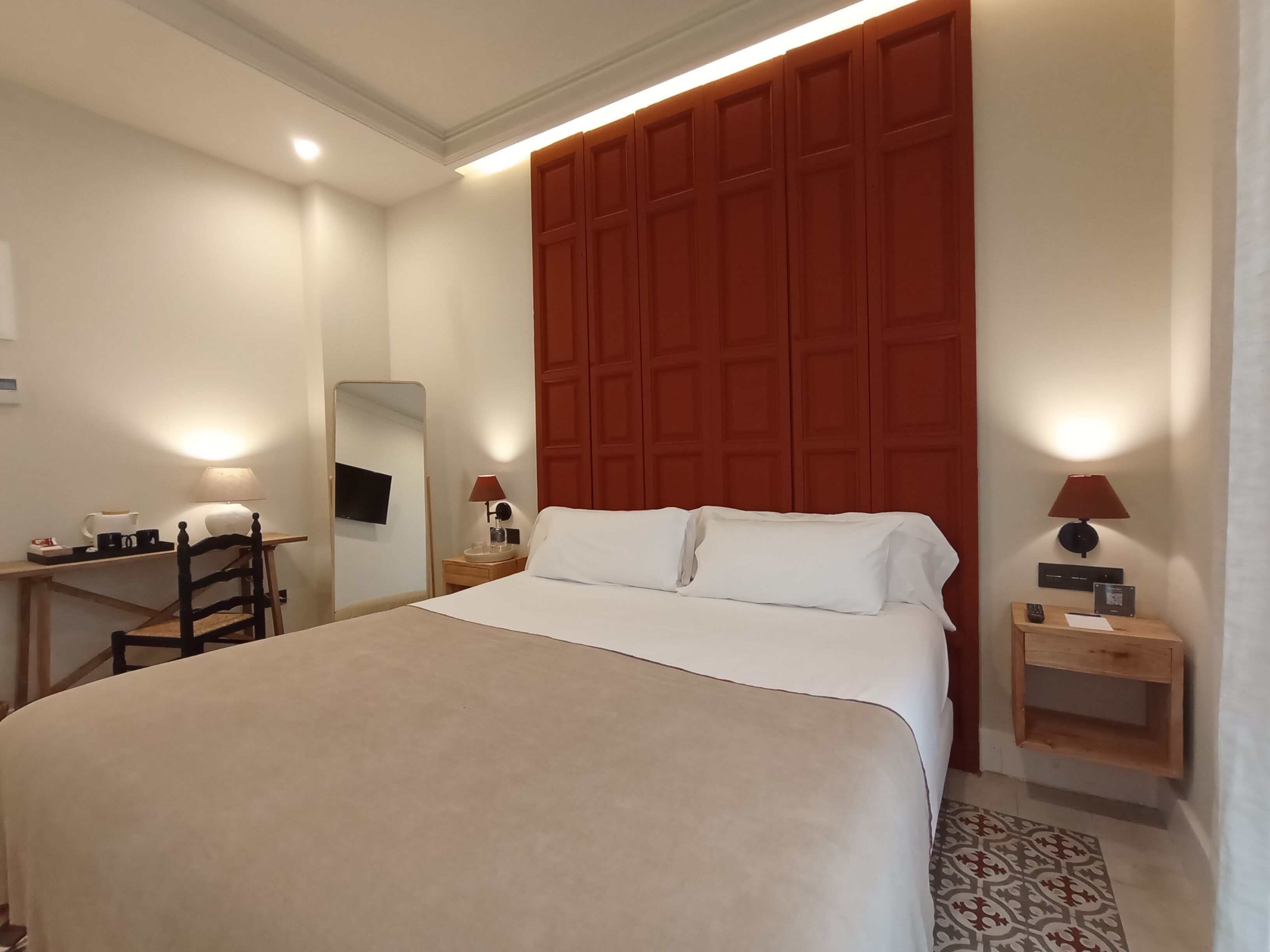 deluxe room with balcony or patio | 1 bedroom, premium bedding, down duvets, pillow-top beds