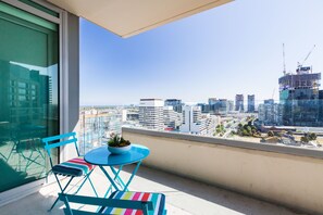 Premium Apartment, 1 Bedroom, Balcony | Terrace/patio - ALLINDA, 1BDR Melbourne Apartment (Melbourne)