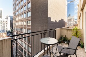 Basic-Apartment, 2 Schlafzimmer, Balkon | Balkon